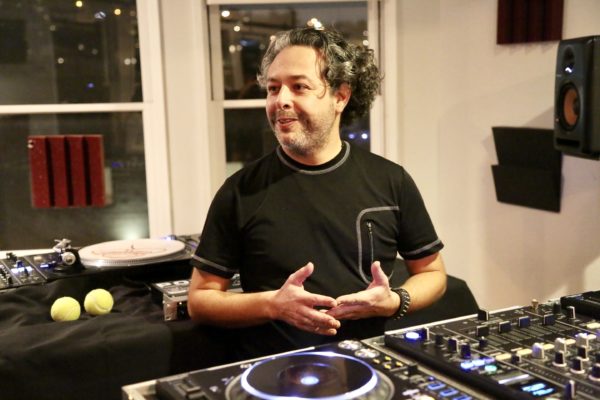 Point Blank Los Angeles instructor Viktor Carillo teaching DJ technique. Photo courtesy the Experience Magazine 